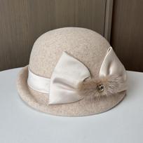 Autumn and winter new hairball satin bow bud hat women's woolen small edge crimping basin hat styling felt hat Adjustable gray