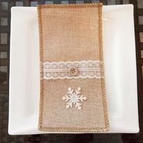 2024 Christmas Cutlery Sets with Burlap Bags - Perfect for Restaurant, Hotel, and Home Decorations. beige