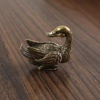 Brass mandarin duck solid creative tea pet ornament office tea table retro pure copper pair of mandarin duck handicrafts bronze ware black