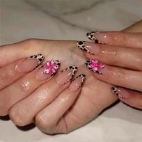 Leopard Print Nail Designed Press on Nail Short Almond Stick on Nail with French Tip for Women For Various Occasion 1 gray