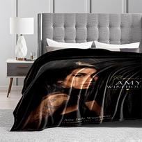 Amy Winehouse Tribute Blanket for all seasons blanket lunch break throw gift 80cm x 120cm gray