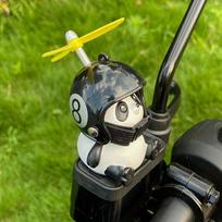 Mieli Raudonųjų Pandų Motociklo Ornamentai Kūrybiški Automobilio Ornamentai Motociklo Šalmo Aksesuarai Draugų Gimtadieniui 8ball black