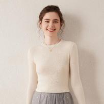 Women's Slim Fit Fine Cashmere Sweater - Round Neck, Flattering Knitwear, Versatile Autumn/Winter Short Base Layer Small