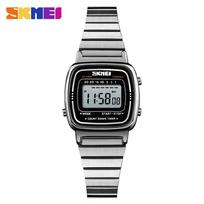 SKMEI Fashion Sports Watch Women Top Brands Luxury 3Bar Waterproof Ladies Watches Small Dial Digital Wristwatch Relogio Feminino black