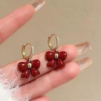Wine Red Bow Ear Cuff: Women's Trendy Retro Stud Earrings for Autumn/Winter 2023 brown