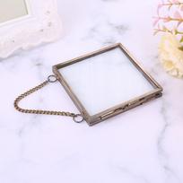 Europos retro metalinis nuotraukų rėmelis: Senovinių stiklo pavyzdžių vitrina 2*3inch（57*82mm）Vertical