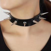 Sweet Cool Punk Rivet Studded Choker Geometric Collarbone Necklace 1pc juoda