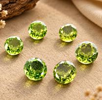 Peridot Gemstone, Round Faceted Peridot, Loose Gemstone for Jewelry Making 5mm (1 Piece) žalia