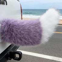 1 vnt. Automobilio dekoratyvinė uodega, Imituoti lapės kailiai, Dvišakis uodegos dekoras, Tinka automobiliams, dviračiams, elektrinėms transporto priemonėms violetinė