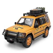 1:18 Pajero Camel Cup Racing Edition Model Toy Off-road Cars Alloy Diecast Doors Opened Ornaments geltona