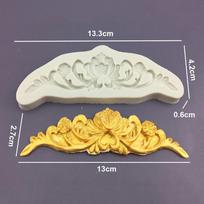 Silicone World DIY Baking Fondant Silicone Mold Handmade Sugar Flipping Cake Edge Decoration Mold Totem Gemstone Relief Mould white