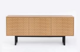 Komoda Camden Herringbone — ąžuolo spalva / juoda