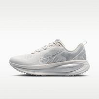 Nike Wmns Vomero 18 SE 'Phantom Summit White Grey Fog' 39 white