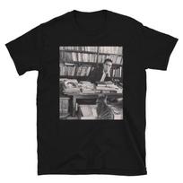yukio mishima with his cat T-Shirt L gray