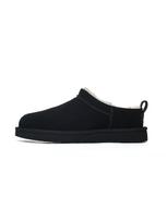 UGG Auliniai batai 'Classic Micro' juoda