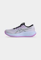 ASICS Bėgimo batai 'GEL-CUMULUS 28' šviesiai rožinė / balta