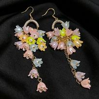 Dopamine Rhinestone Resin Flower Tassel Earrings: High-End, Fashionable Ear Hooks with a European and American Flair beige