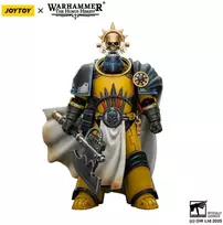 Figūrėlė Hasbro Figūrėlė Warhammer The Horus Heresy Imperial Fists Bibliotekininkas Konsulas su jėgos kirviu ir bolt pistoletu 1/18 12 cm