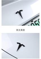 Tinka Tesla Model 3/Y automobilio logotipo lipdukas juodintas juodas dengiantis juodą logotipą vairo priedo logotipo ženklas Model 3 white