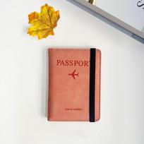 PU Leather Passport Holder Travel Wallet Card Case Organizer with Elastic Band for Secure Closure and Multiple Card Slots One Size rožinė