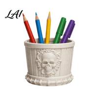 Cool Desk Gadgets Gothic Skull Pen Holder 3D Printed PLA Stationery Organizer Holder for Students Halloween Theme Container Makeup Brushes white