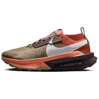 Nike ZoomX Zegama 2 Chaki spalvos su Hyper Crimson ir Burgundy Crush akcentais Balta Spalva Vyriški sportbačiai HQ3768-200 43 gray