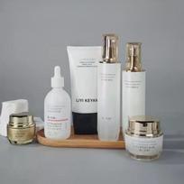6‑PC Unisex Oily Skin Skincare Set, Balancing Hydrating Facial Care Kit 6pc white