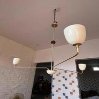 Žalvarinis šviestuvas Modernus 3-jų šakų lubų šviestuvas, Vidurio amžiaus įkvėptas pakabinamas apšvietimas, Stilingas namų dekoras balta