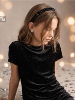 Sinsay - Veliūrinė mini suknelė su blizgučiais ir drapiruote - juoda