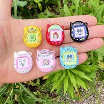 1-6 vnt. Tamagotchi karoliukų aksesuarai Akrilinė animacinio stiliaus maža arkadinė mašinėlė Karoliukai Pasidaryk pats raktų pakabukas Papuošalų medžiaga Smagi dekoracija white