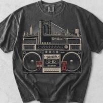 Retro Boombox Brooklyn Tee: 80s NYC Hip Hop Streetwear (Distressed Cotton) M gray