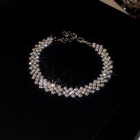 European & American Diamond Spliced Choker Necklace - Trendy & Unique Design gray