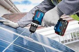 Bosch Powertools Cordless impact drill/driver GSB18V-52 with 2 x 18V 2.0Ah batteries in L-Case (Kit)