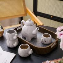 Japoniškas arbatos rinkinys Animacinio dramblio formos porcelianinis arbatos rinkinys su 1 arbatinuku ir 4 arbatos puodeliais Keraminiai indai arbatai Five-piece Set gray