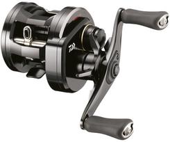 Daiwa Ryoga 1520HL Apvalus meškerės ritės modelis su masalo metimo funkcija juoda