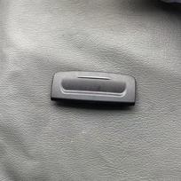 Mercedes-Benz S-Class W222 Rear Seat Cigarette Lighter Cover Assembly juoda