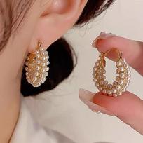 Korean Elegant Pearl Round Ear Cuff - Trendy, Luxurious, Versatile Earrings black