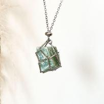 Raw Crystal Holder Necklace Cage for Stones DIY Adjustable Natural Gemstone Pendant Necklace Jewelry Colorful 2-4cm chain length:60+5cm gray