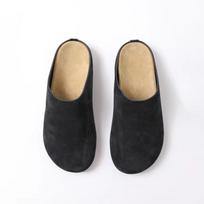 Gacimy Fashion Clogs Slippers For Women Outdoor Casual Flat Mules Comfort Thick Sole Suede Slippers Female Non-slip Beach Shoes 43 juoda