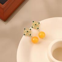 Silver Needle Retro Chinese-Style Women's Earrings with Beeswax Pearl and Rhombus Pattern beige