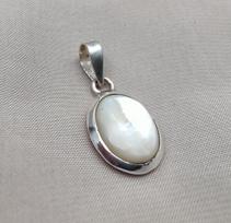 Mother of Pearl 925 Sterling Silver Pendant Oval Necklace, Calming Shell Jewelry 925 Sterling Silver gray