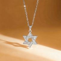 Women's Six-Pointed Star Light Luxury Choker - Exquisite, Fashionable, Fade-Resistant Clavicle Necklace brown