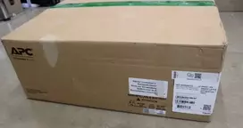 Schneider Electric Išparduodama. APC Smart-UPS Line Interactive 1500VA Rackmount 2U 230V 4x IEC C13 outlets Network Card AVR LCD Juodas Schneider Electri
