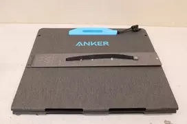 Išparduodama. Anker Solix 200 W SOLIX Foldable Solar Panel USED SCRATCHES ON TOP