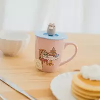 Pusheen keraminis puodelis su silikoniniu dangteliu, 350 ml