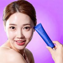 Applying collagen pack Angel Luca Collagen 700 Glutathione Peel of Pack 60ml Angel Luca, 1 piece, 1 piece blue