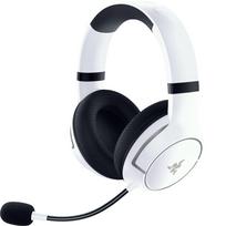 „Razer Kaira HyperSpeed ​​White Edition“ belaidės žaidimų ausinės, kurias galima naudoti su įvairiais įrenginiais ir „Bluetooth“ ryšio raktu „TriForce“ balta