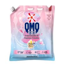 OMO 5-Star Essential Oil Fragrance Washing Powder white