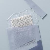 Pasirinkite vieną iš 2 Arocell Botul Care grafeninių kaukių 1 Botul Care Graphene Mask gray