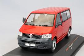 IXO MODELIAI Mastelis Volkswagen T5 Pilnas metalinis modelis CLC564N 1/43 (2003 m) red